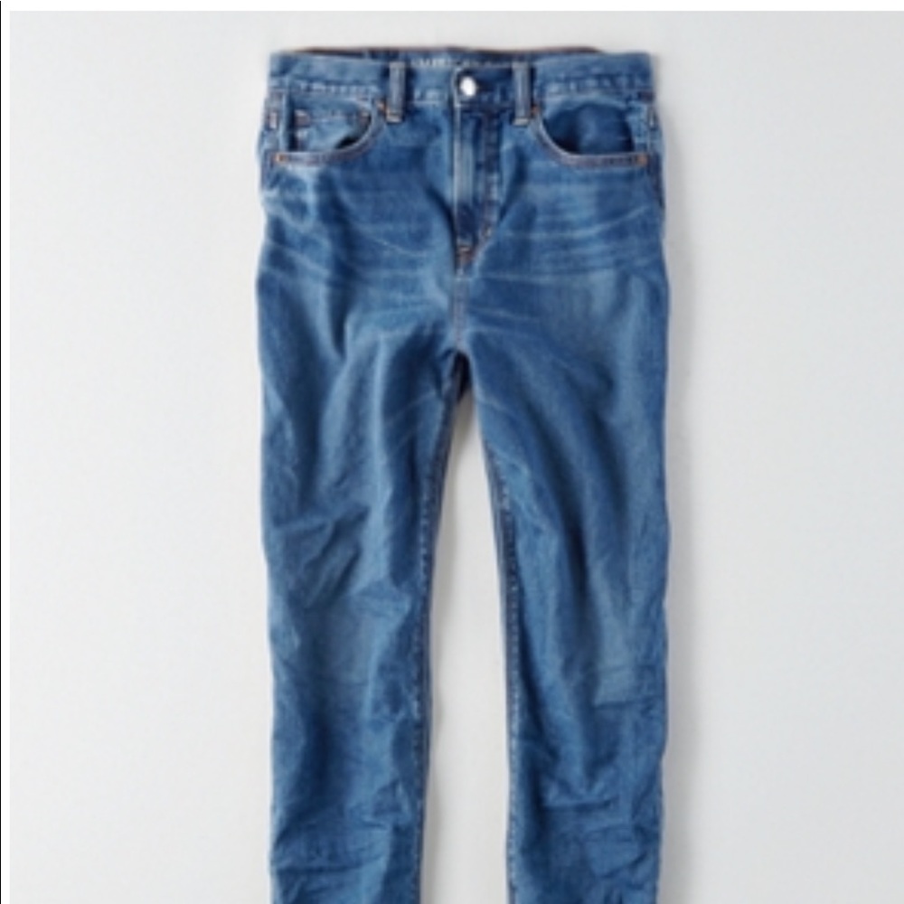 American Eagle mom jeans